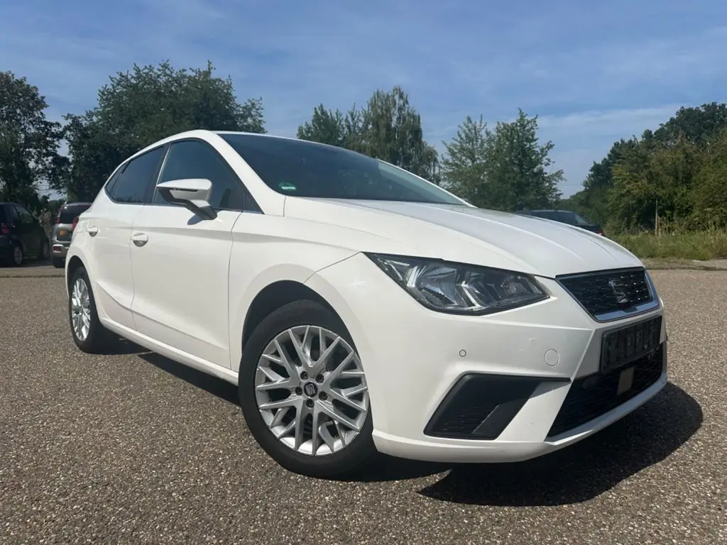 Photo 1 : Seat Ibiza 2018 Essence