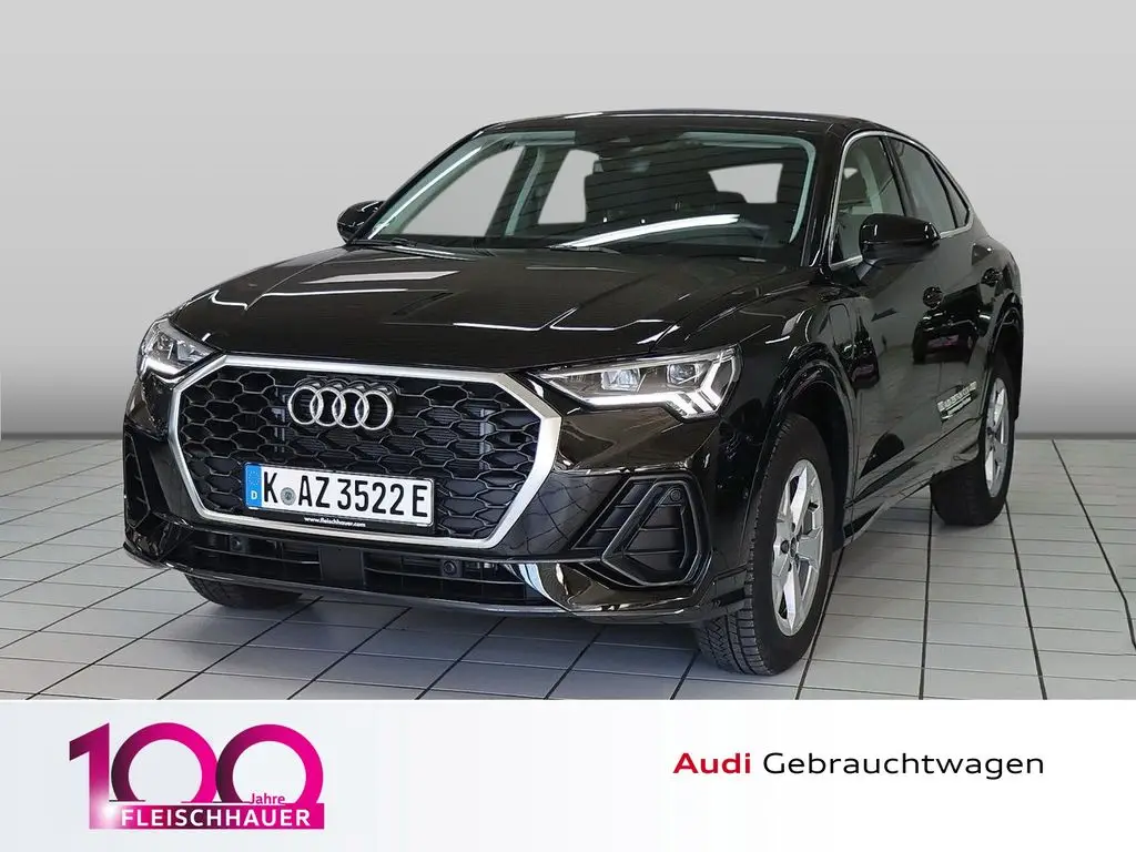 Photo 1 : Audi Q3 2023 Hybride