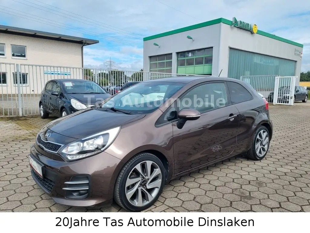 Photo 1 : Kia Rio 2015 Essence