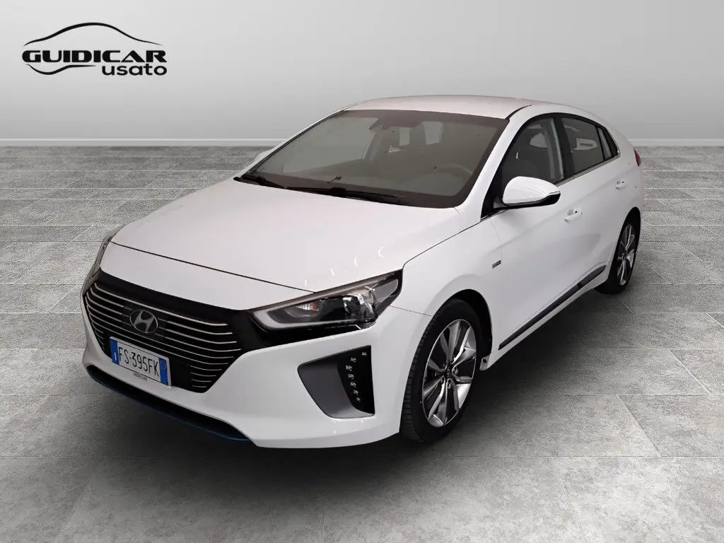 Photo 1 : Hyundai Ioniq 2018 Hybrid