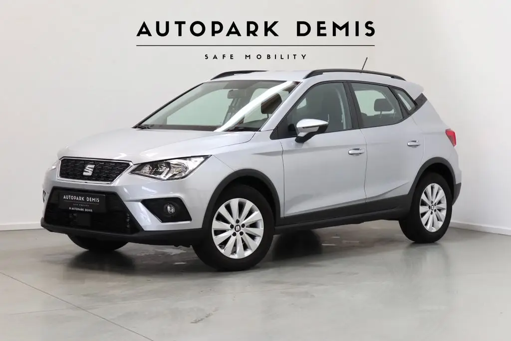 Photo 1 : Seat Arona 2021 Petrol