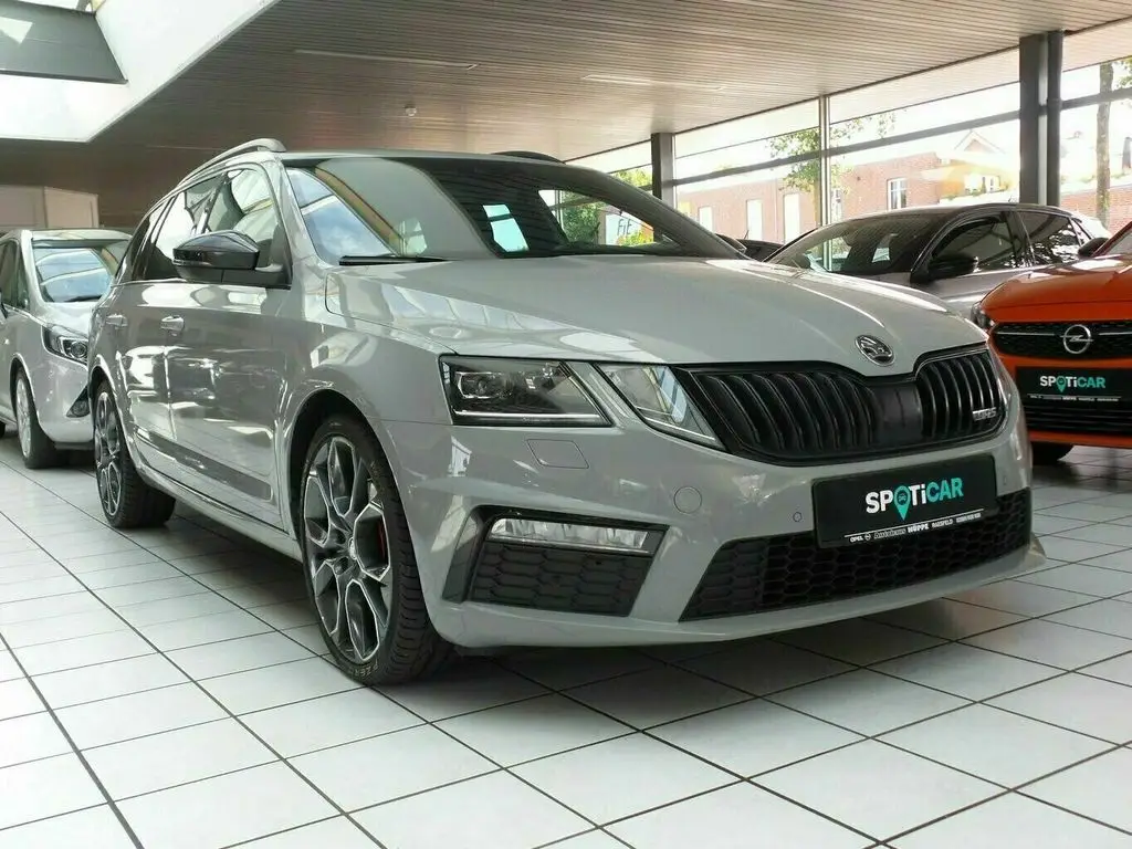 Photo 1 : Skoda Octavia 2019 Diesel