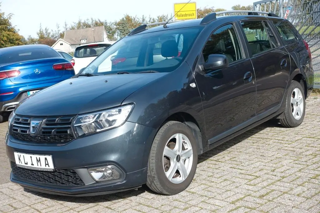 Photo 1 : Dacia Logan 2019 Essence