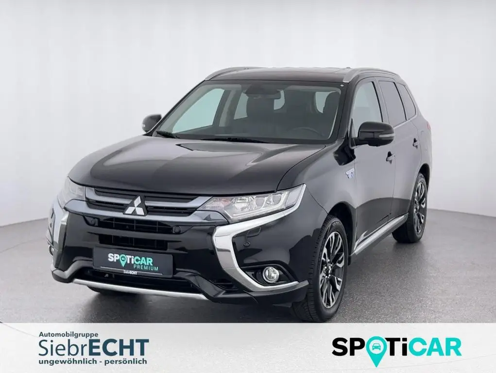 Photo 1 : Mitsubishi Outlander 2017 Hybride