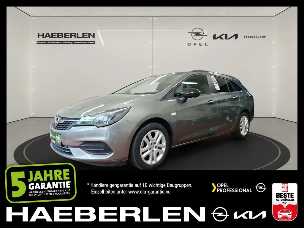 Photo 1 : Opel Astra 2022 Petrol