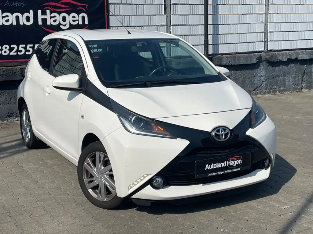 Photo 1 : Toyota Aygo X 2015 Essence