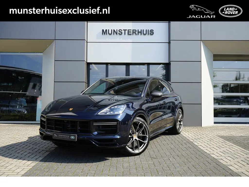 Photo 1 : Porsche Cayenne 2023 Petrol