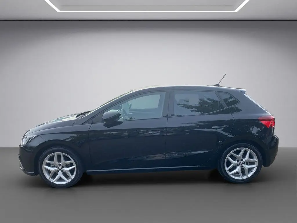 Photo 1 : Seat Ibiza 2021 Petrol