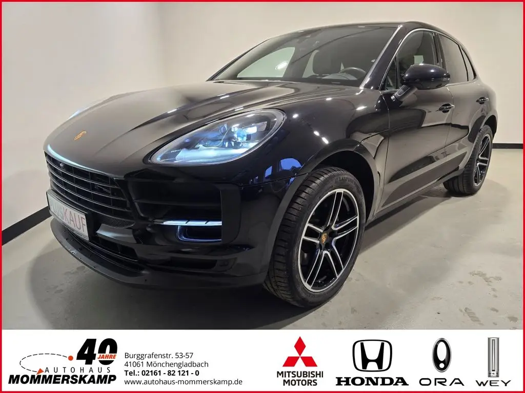 Photo 1 : Porsche Macan 2021 Essence