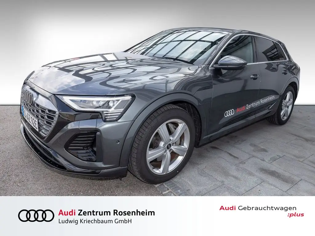 Photo 1 : Audi Q8 2024 Non renseigné