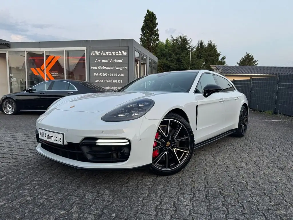 Photo 1 : Porsche Panamera 2019 Essence