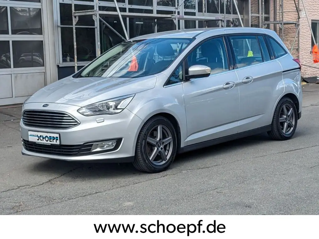 Photo 1 : Ford Grand C-max 2018 Essence