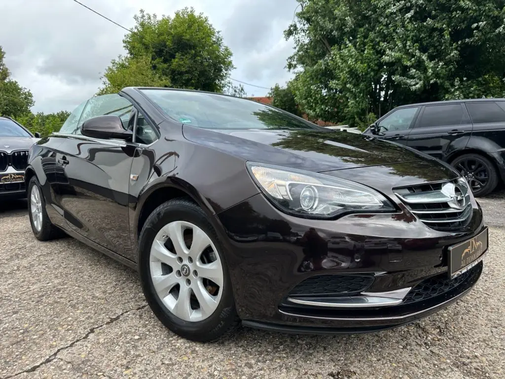 Photo 1 : Opel Cascada 2016 Petrol