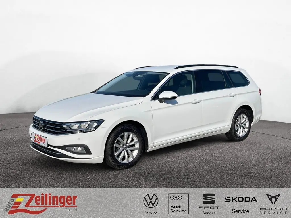 Photo 1 : Volkswagen Passat 2020 Essence