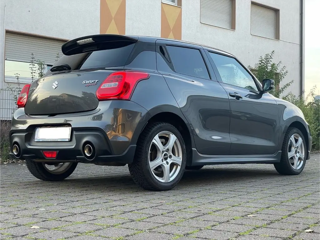 Photo 1 : Suzuki Swift 2019 Essence