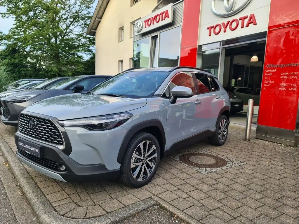 Photo 1 : Toyota Corolla 2024 Hybrid