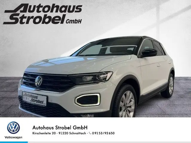 Photo 1 : Volkswagen T-roc 2021 Essence