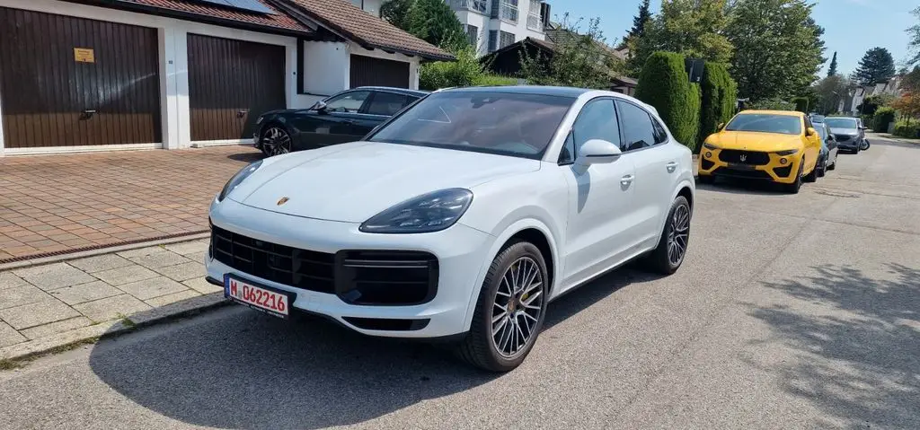 Photo 1 : Porsche Cayenne 2020 Essence