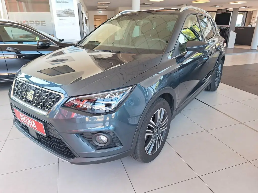 Photo 1 : Seat Arona 2020 Petrol