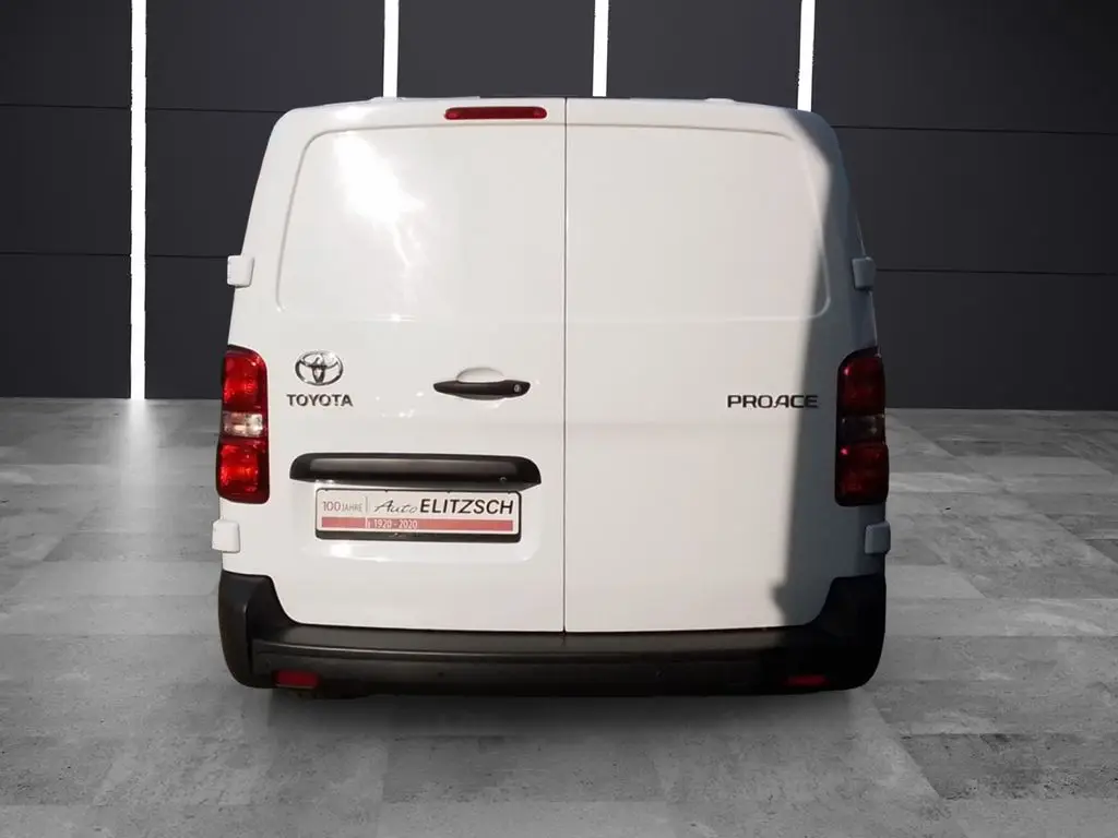 Photo 1 : Toyota Proace 2022 Diesel