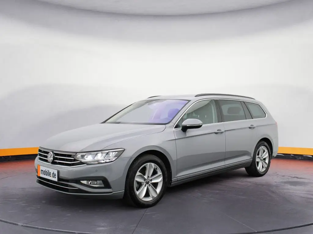 Photo 1 : Volkswagen Passat 2023 Diesel