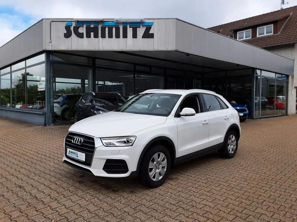 Photo 1 : Audi Q3 2016 Essence