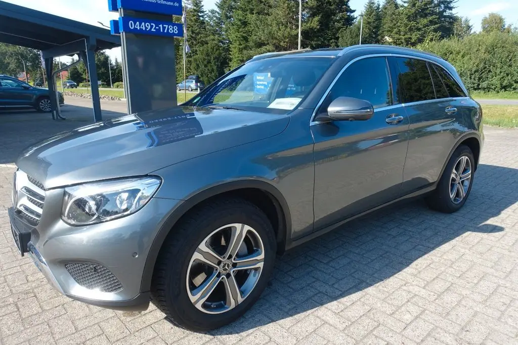 Photo 1 : Mercedes-benz Classe Glc 2017 Petrol