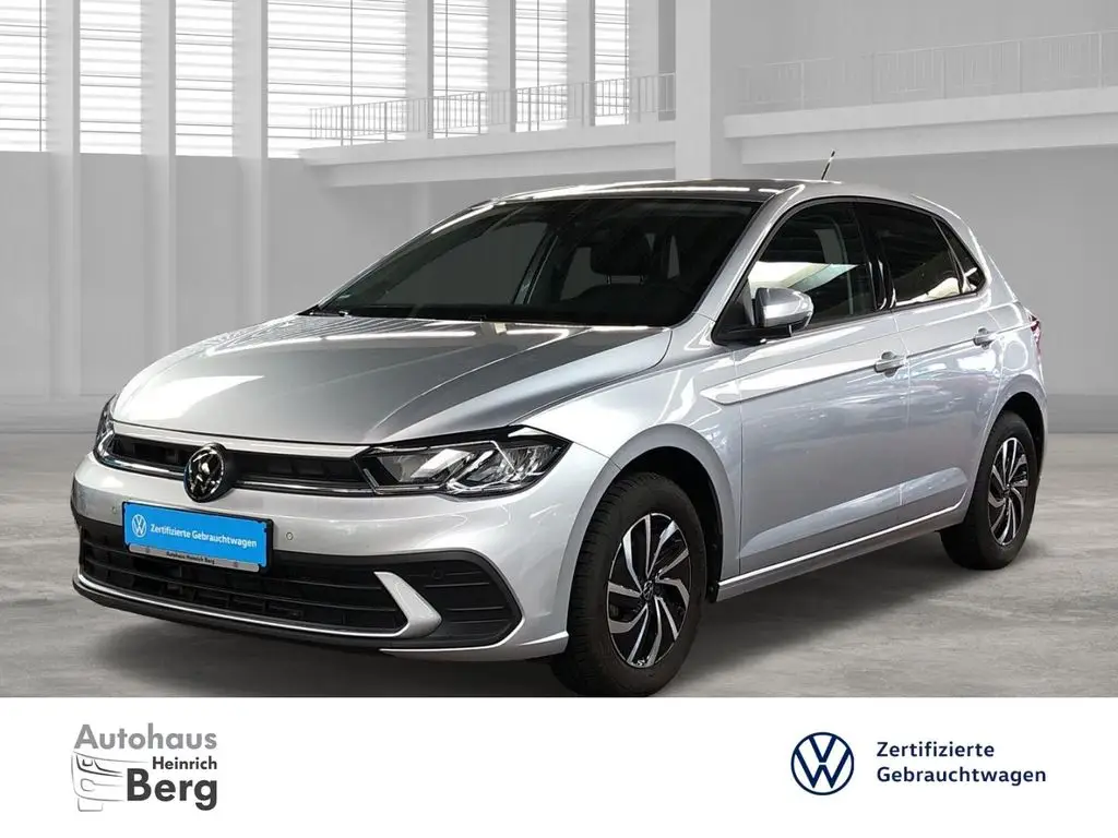 Photo 1 : Volkswagen Polo 2023 Essence