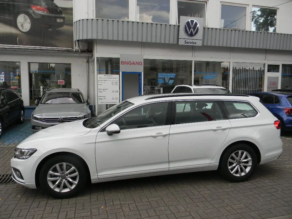 Photo 1 : Volkswagen Passat 2022 Diesel