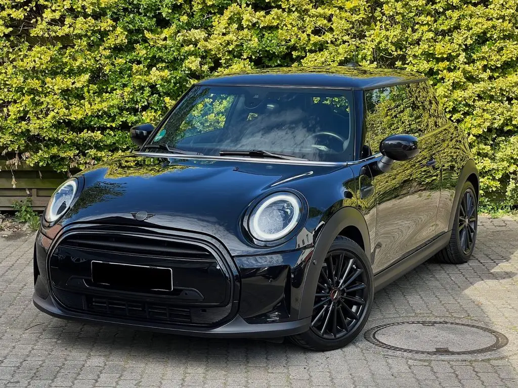 Photo 1 : Mini One 2021 Petrol