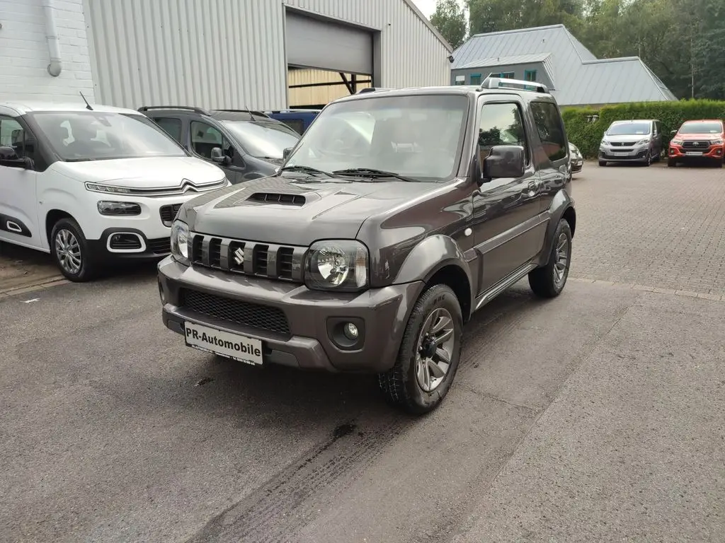 Photo 1 : Suzuki Jimny 2017 Essence