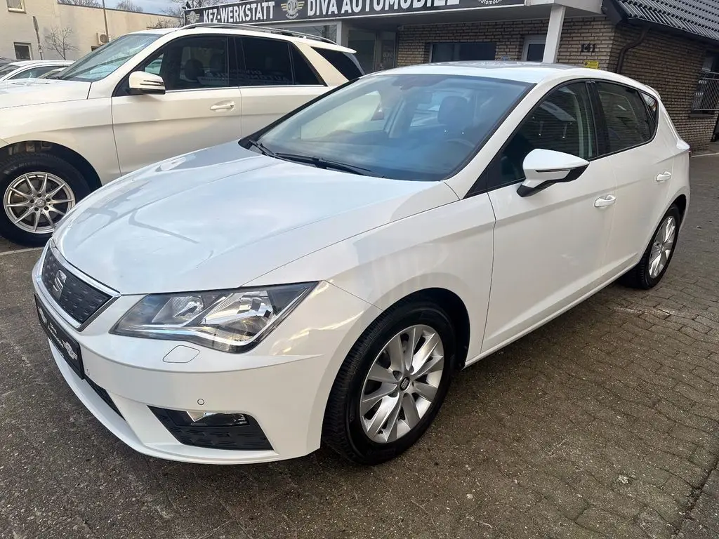 Photo 1 : Seat Leon 2017 Petrol