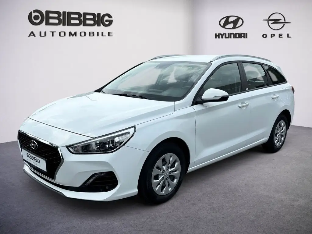 Photo 1 : Hyundai I30 2020 Petrol