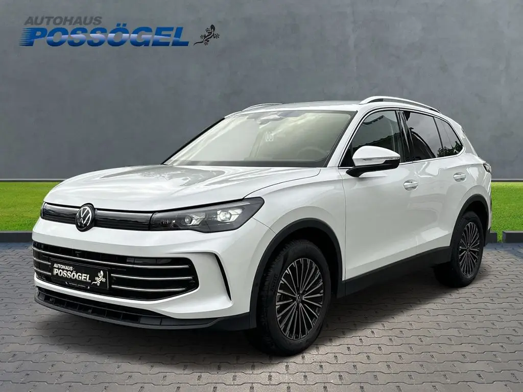 Photo 1 : Volkswagen Tiguan 2024 Essence