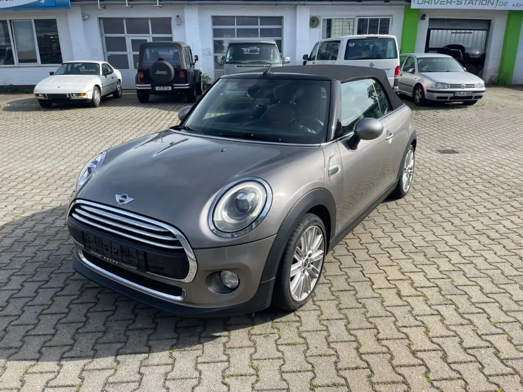 Photo 1 : Mini Cooper 2016 Petrol