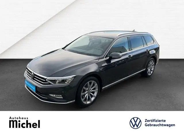 Photo 1 : Volkswagen Passat 2023 Diesel