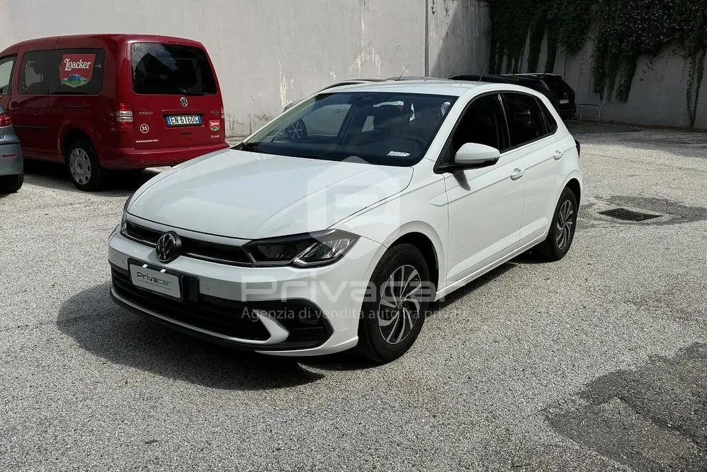 Photo 1 : Volkswagen Polo 2023 Essence