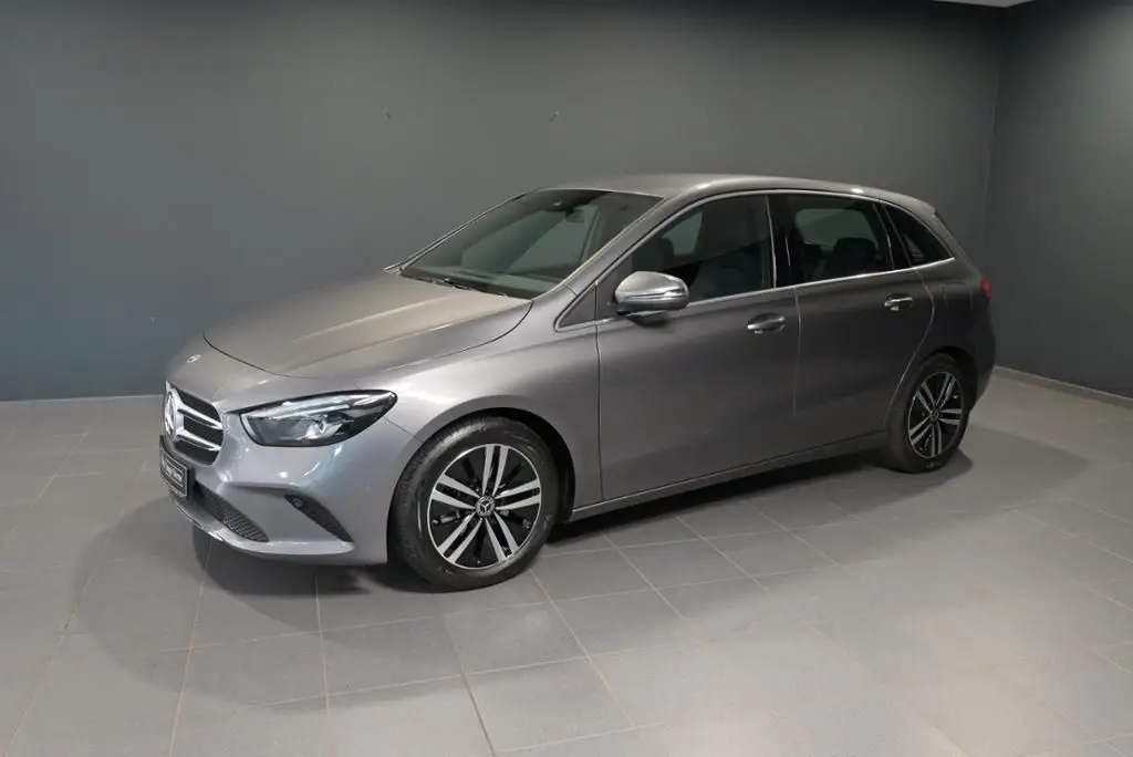 Photo 1 : Mercedes-benz Classe B 2022 Essence