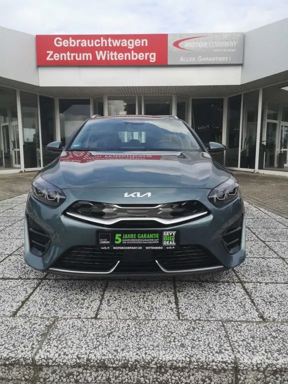 Photo 1 : Kia Ceed 2022 Non renseigné