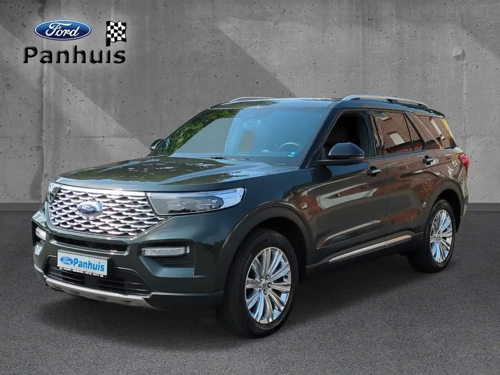 Photo 1 : Ford Explorer 2023 Hybride