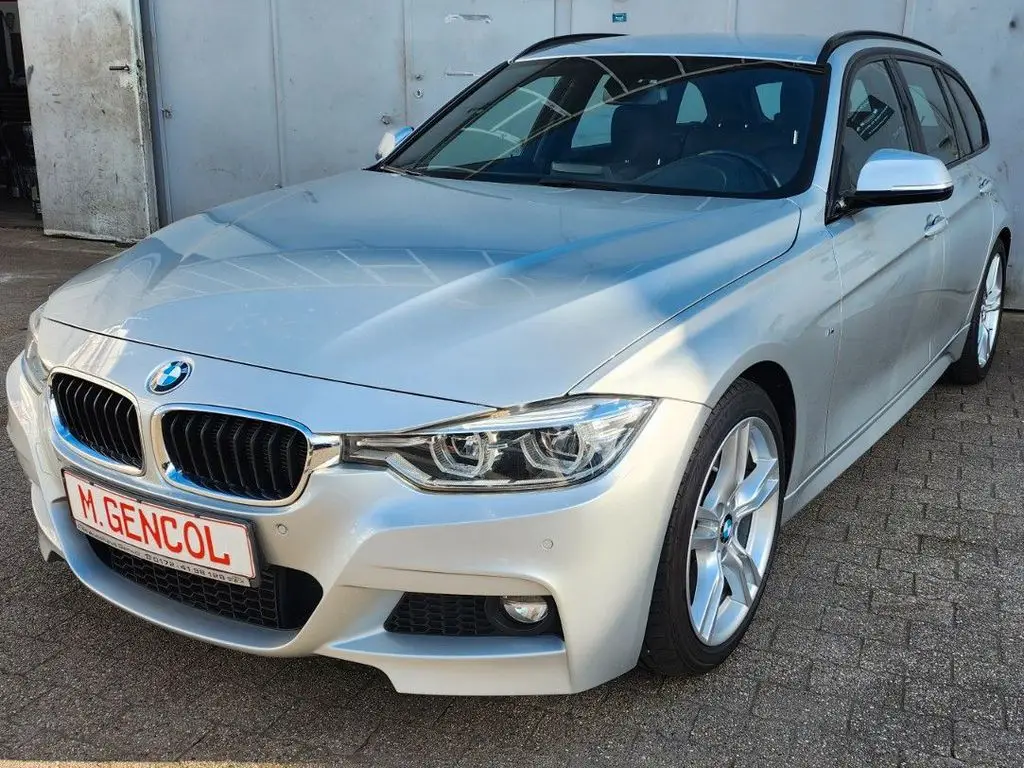 Photo 1 : Bmw Serie 3 2018 Diesel