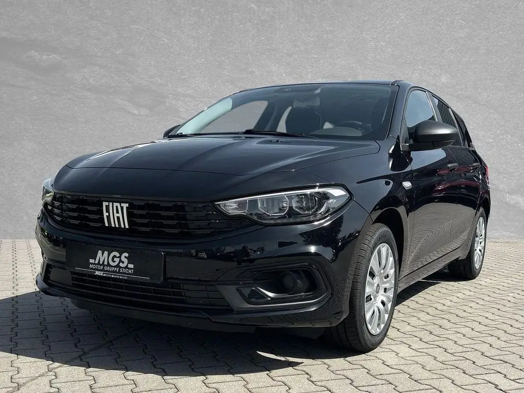 Photo 1 : Fiat Tipo 2024 Essence