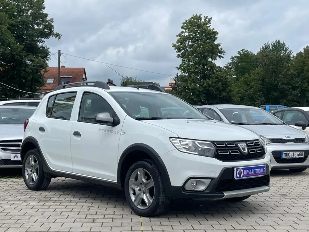 Photo 1 : Dacia Sandero 2018 Essence