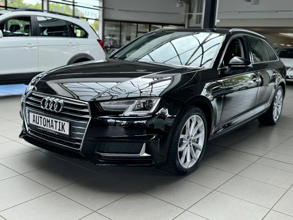 Photo 1 : Audi A4 2019 Petrol