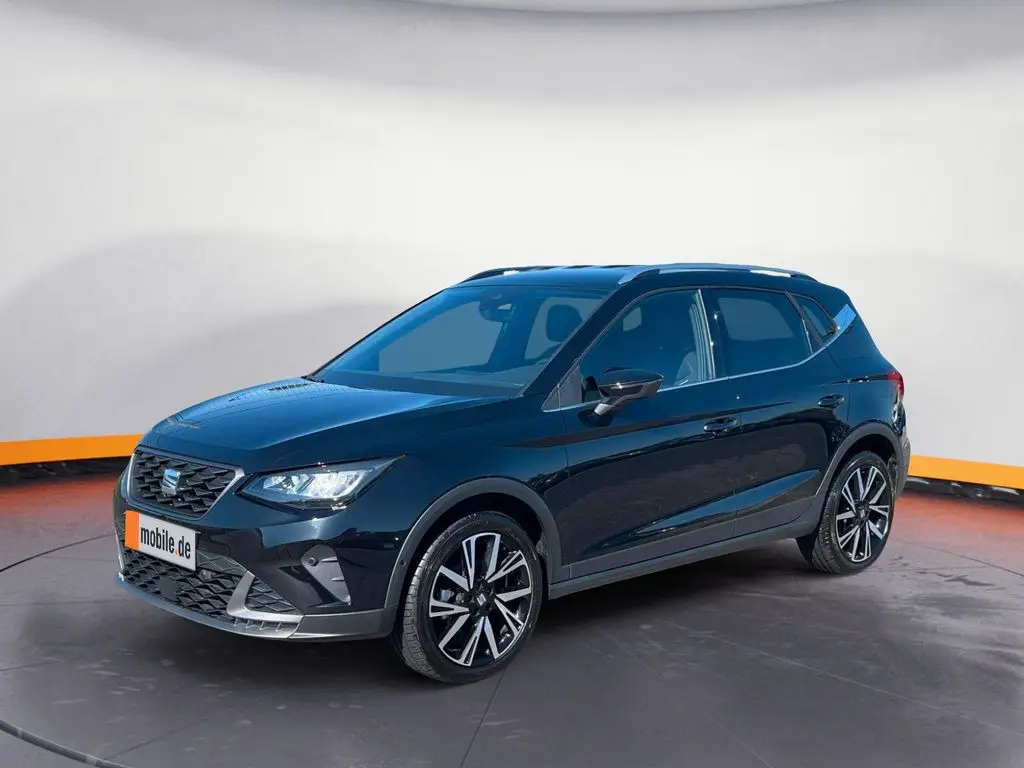 Photo 1 : Seat Arona 2023 Petrol