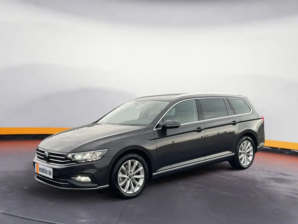 Photo 1 : Volkswagen Passat 2023 Diesel