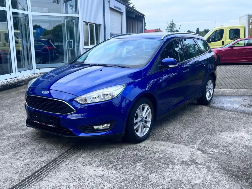 Photo 1 : Ford Focus 2017 Petrol