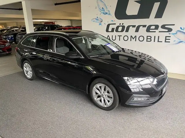 Photo 1 : Skoda Octavia 2021 Diesel