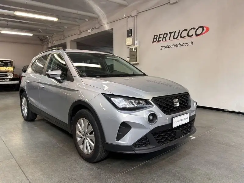 Photo 1 : Seat Arona 2021 Essence