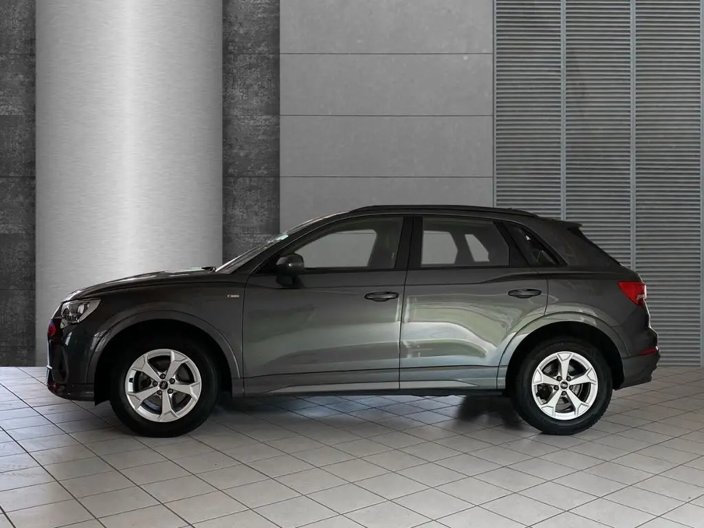 Photo 1 : Audi Q3 2023 Diesel